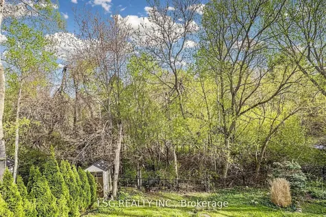 69 Gamble Glen Crescent Richmond Hill ON L4S 2T3