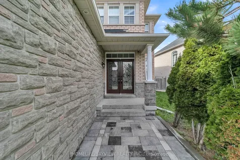 99 Red Cardinal Trail Richmond Hill ON L4E 4B8