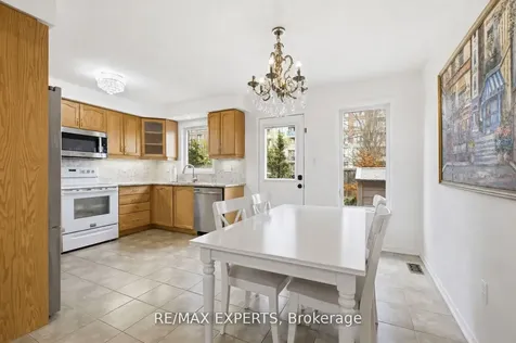 117 Revelstoke Crescent Richmond Hill ON L4B 4T5