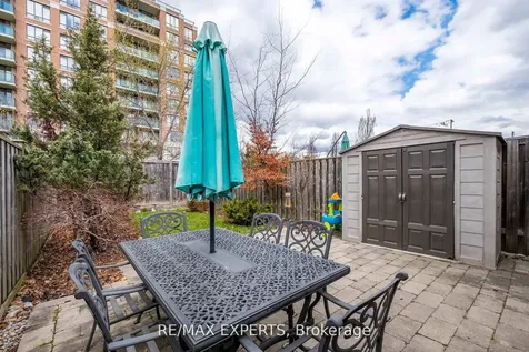 117 Revelstoke Crescent Richmond Hill ON L4B 4T5
