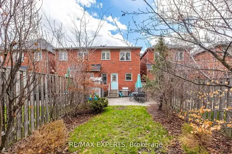 117 Revelstoke Crescent Richmond Hill ON L4B 4T5