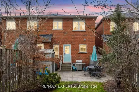 117 Revelstoke Crescent Richmond Hill ON L4B 4T5