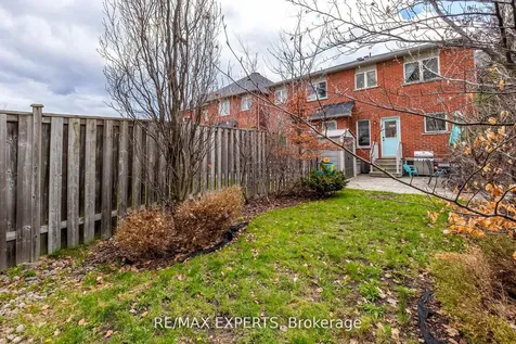 117 Revelstoke Crescent Richmond Hill ON L4B 4T5