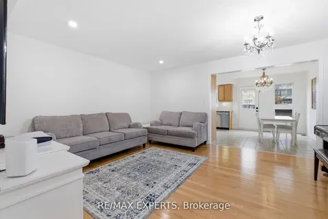 117 Revelstoke Crescent Richmond Hill ON L4B 4T5