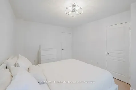 21 Thistle Avenue Richmond Hill ON L4E 0B7