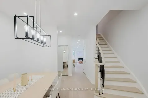 21 Thistle Avenue Richmond Hill ON L4E 0B7