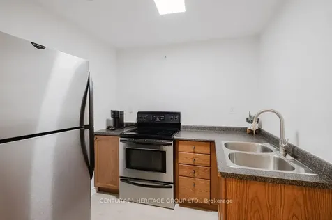 21 Thistle Avenue Richmond Hill ON L4E 0B7
