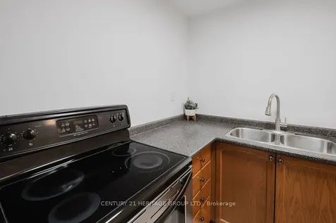 21 Thistle Avenue Richmond Hill ON L4E 0B7