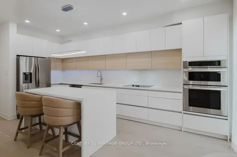 21 Thistle Avenue Richmond Hill ON L4E 0B7