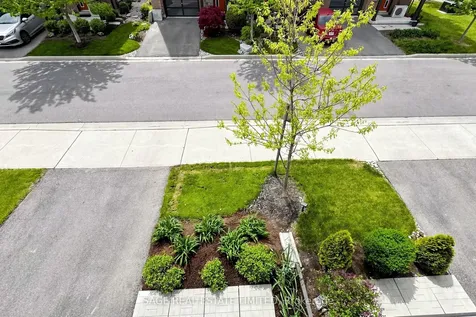 21 Lachine Street Vaughan ON L4L 0L9