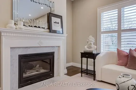 89 Rouge Bank Drive Markham ON L3S 4B6