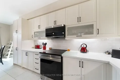 9 Mount Crescent Essa ON L0M 1B5