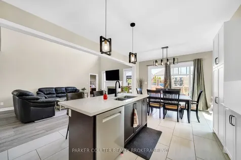 9 Mount Crescent Essa ON L0M 1B5