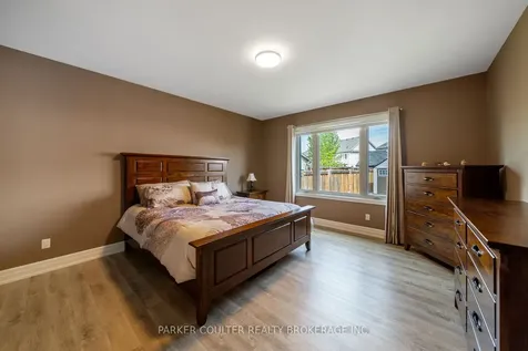 9 Mount Crescent Essa ON L0M 1B5