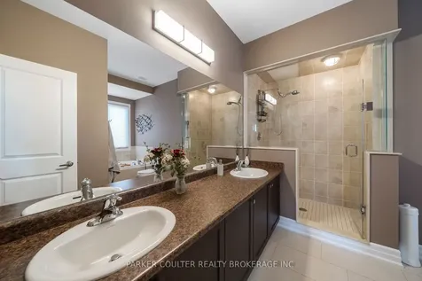 9 Mount Crescent Essa ON L0M 1B5