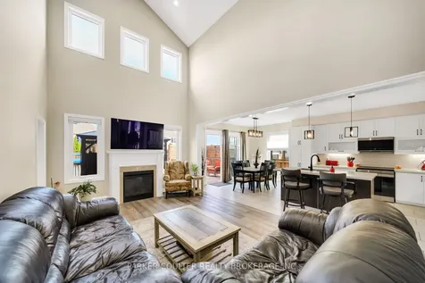 9 Mount Crescent Essa ON L0M 1B5