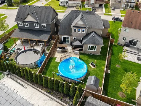 9 Mount Crescent Essa ON L0M 1B5