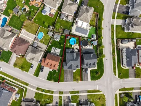 9 Mount Crescent Essa ON L0M 1B5
