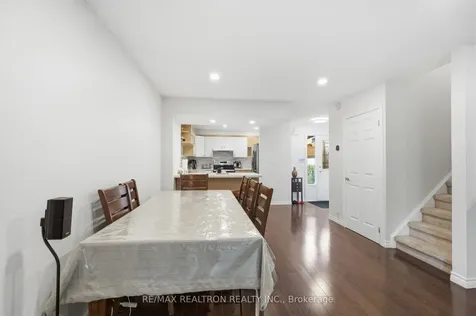 161 Cottonwood Court Markham ON L3T 5W9
