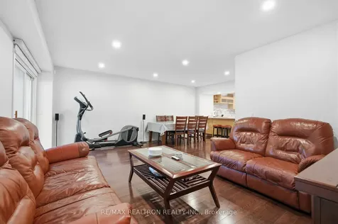 161 Cottonwood Court Markham ON L3T 5W9