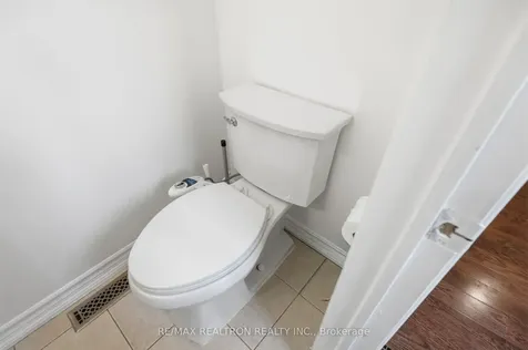 161 Cottonwood Court Markham ON L3T 5W9