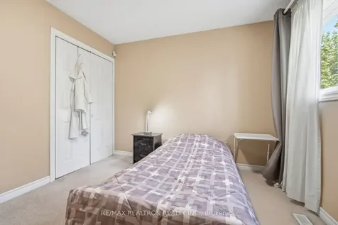 161 Cottonwood Court Markham ON L3T 5W9