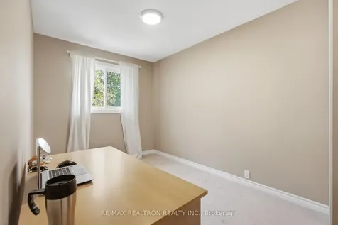 161 Cottonwood Court Markham ON L3T 5W9