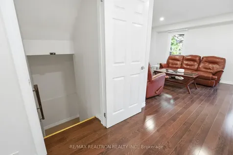161 Cottonwood Court Markham ON L3T 5W9