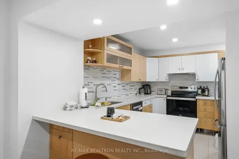 161 Cottonwood Court Markham ON L3T 5W9