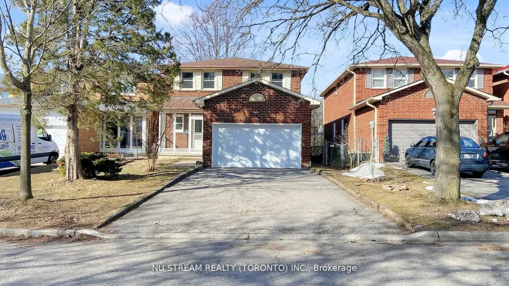 26 Trothen Circle Markham ON L3P 4H5