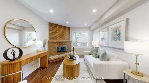 26 Trothen Circle Markham ON L3P 4H5