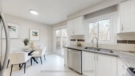 26 Trothen Circle Markham ON L3P 4H5