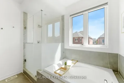 45 Bright Land Drive Vaughan ON L4H 3N5