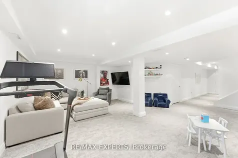45 Bright Land Drive Vaughan ON L4H 3N5