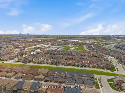 45 Bright Land Drive Vaughan ON L4H 3N5