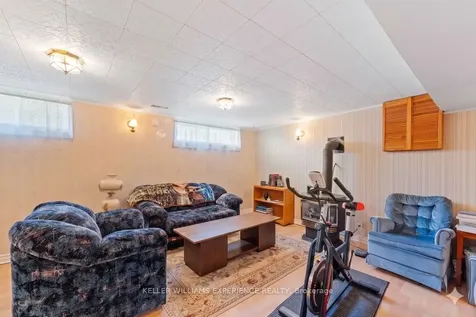 27 Larkdale Crescent Essa ON L0M 1B0