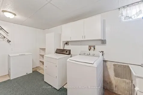 27 Larkdale Crescent Essa ON L0M 1B0