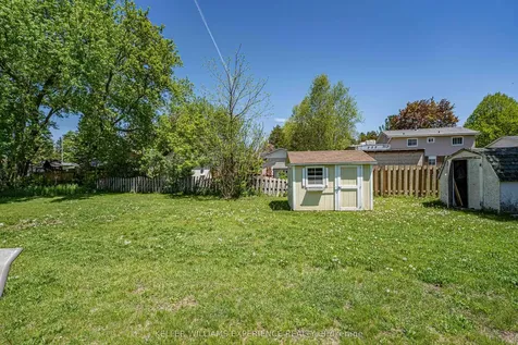 27 Larkdale Crescent Essa ON L0M 1B0
