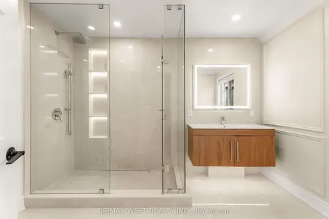 284 Monte Carlo Drive Vaughan ON L4H 1R2