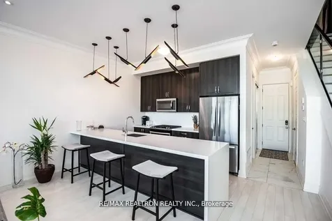3647 Riva Avenue Innisfil ON L9S 3M3