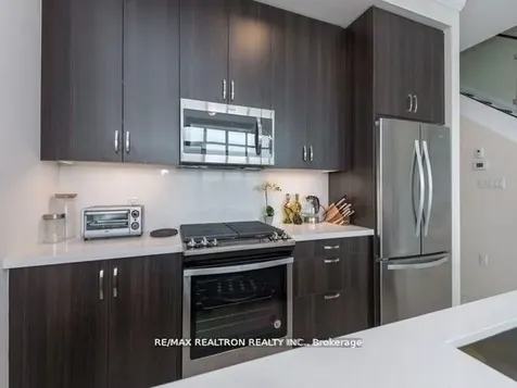 3647 Riva Avenue Innisfil ON L9S 3M3