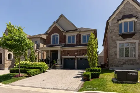 27 Mower Avenue Vaughan ON L6A 4X1