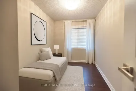 32 Rock Elm Court Vaughan ON L6A 4C2