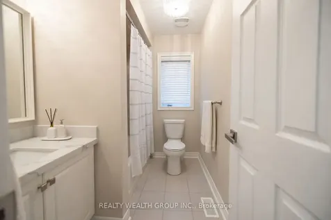 32 Rock Elm Court Vaughan ON L6A 4C2