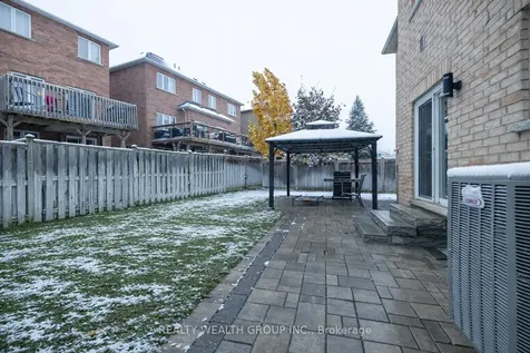 32 Rock Elm Court Vaughan ON L6A 4C2