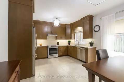 32 Rock Elm Court Vaughan ON L6A 4C2