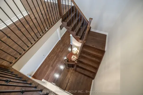 32 Rock Elm Court Vaughan ON L6A 4C2