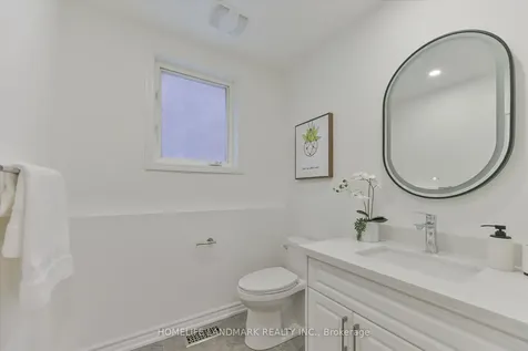 20 Fortune Crescent Richmond Hill ON L4S 1S5