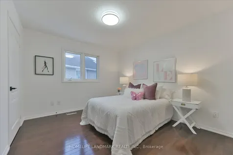 20 Fortune Crescent Richmond Hill ON L4S 1S5