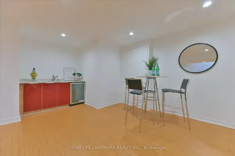 20 Fortune Crescent Richmond Hill ON L4S 1S5